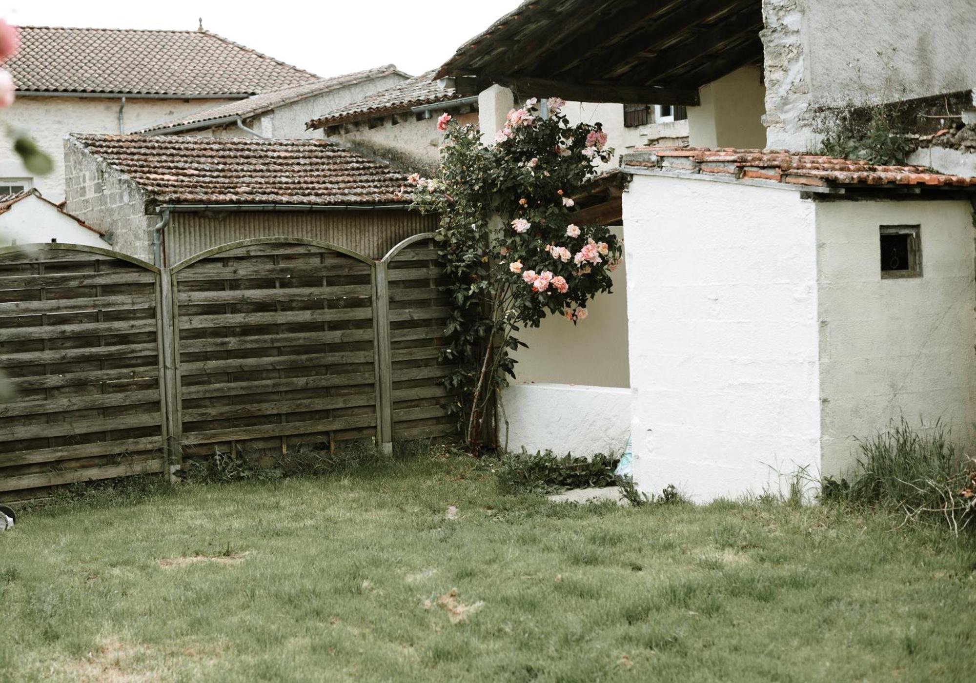 Saint-Meard-de-GurconStudio De Plain-Pied Avec Terrasse Et Jardin公寓 外观 照片